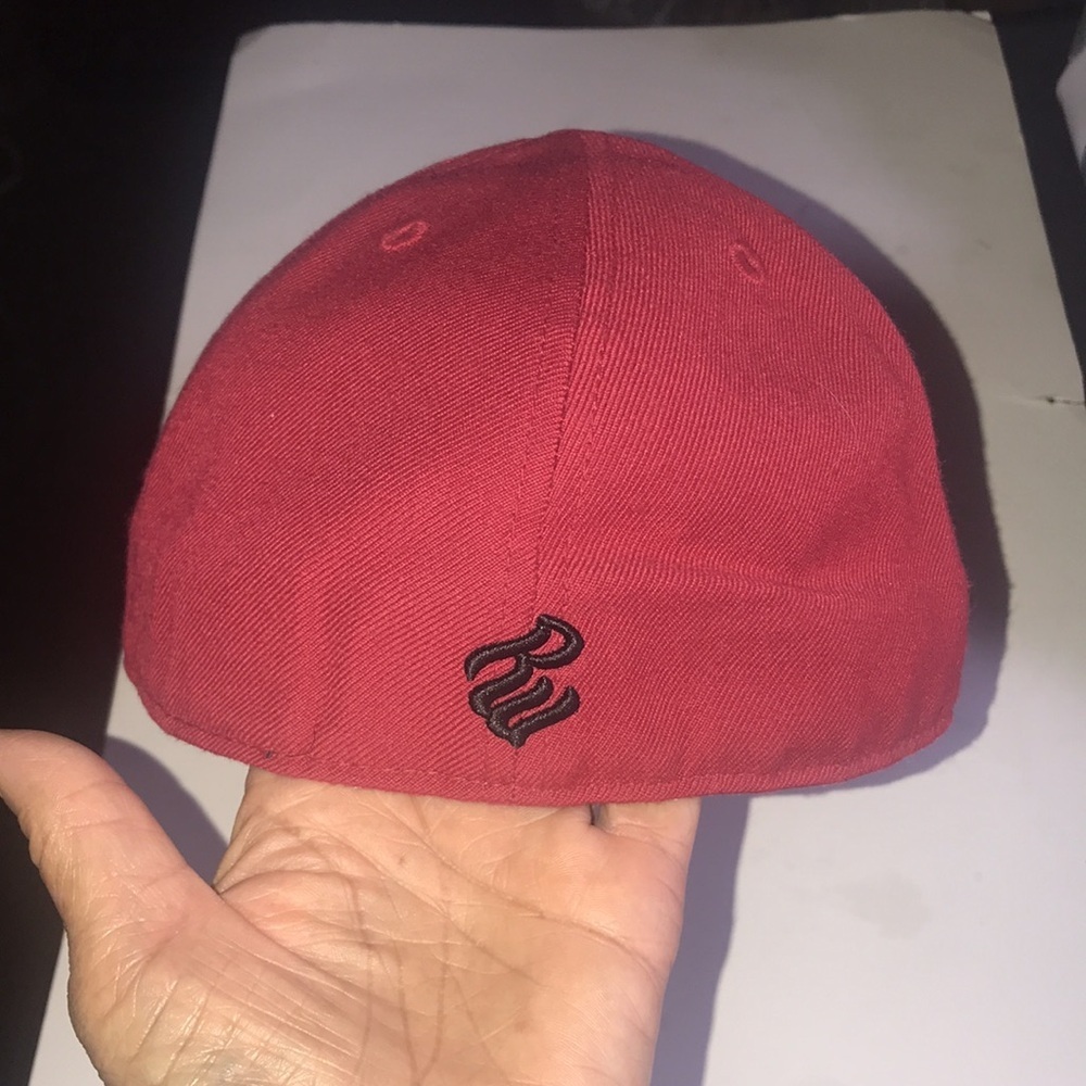Men’s Rocawear Fitted Cap - Picture 4 of 8